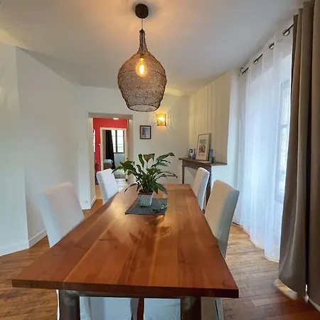 Maison De Village Avec Jardin *