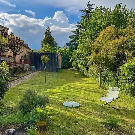 Casa de Férias Maison De Village Avec Jardin Belvès